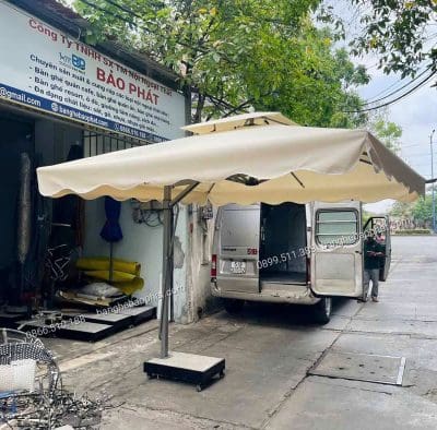 Dù che nắng lệch tâm vuông 3m x 3m.