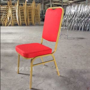 Ghế nhà hàng sang trọng BP003 có nhiều ưu điểm