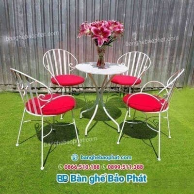 bàn ghế sắt hoa văn bao phát 009