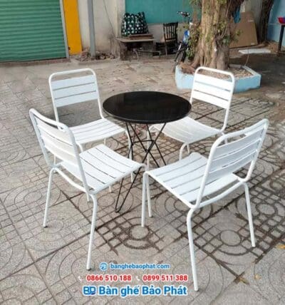Bàn ghế sắt cafe BGSBP003