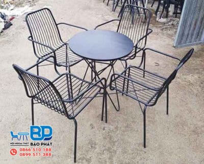 Bàn ghế sắt trà sữa BGSTSBP004
