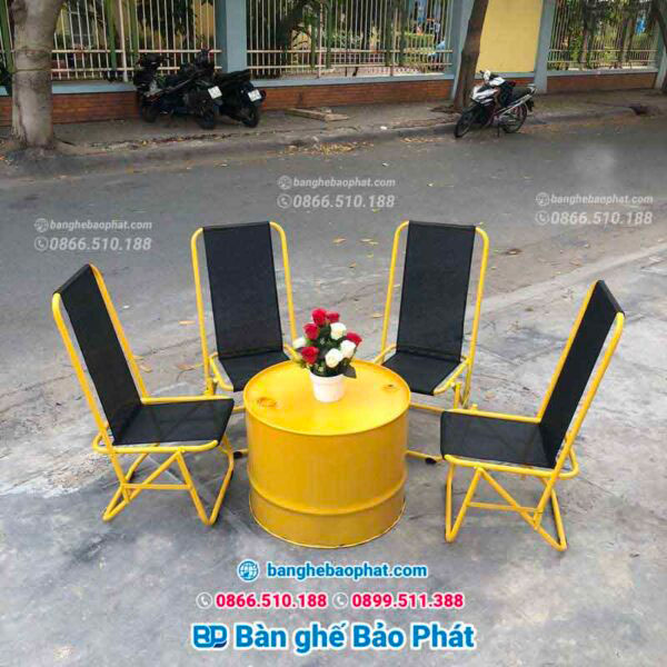 Bàn ghế xếp cafe sắt sơn tĩnh điện kết hợp bàn thùng phi BP005