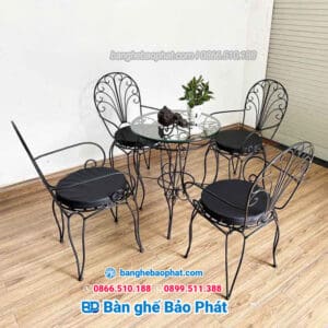 Bàn ghế sắt cafe nghệ thuật