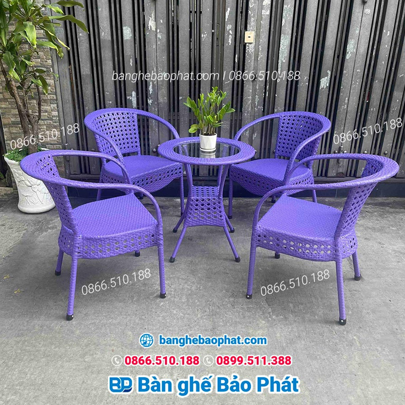 Mua bán bàn ghế cafe thanh lý Cà Mau giá rẻ uy tín 100%. 19 Mẫu bàn ghế cafe mây nhựa màu tím thanh lý tại Cà Mau