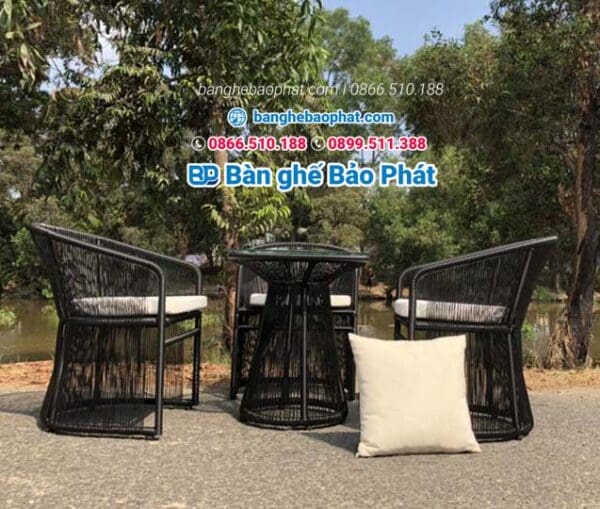 ban ghe nhua gia may 002