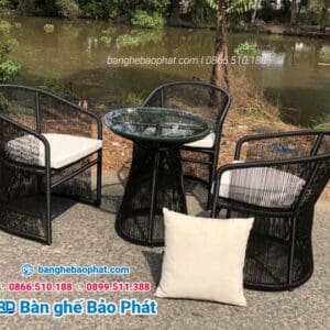 ban ghe nhua gia may