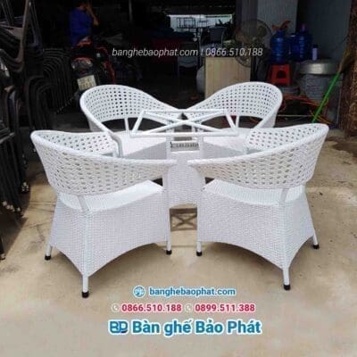 ghế nhựa giả mây nhật nguyệt đan mắt cáo màu trắng