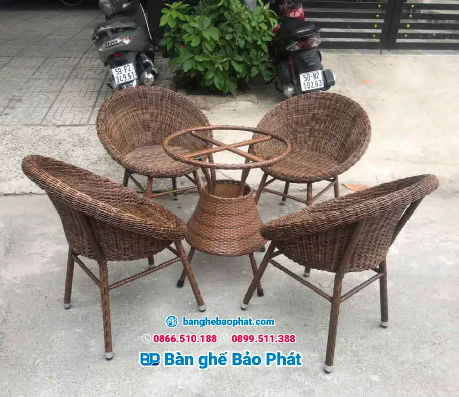 Bàn ngoài trời nhựa giả mây runam