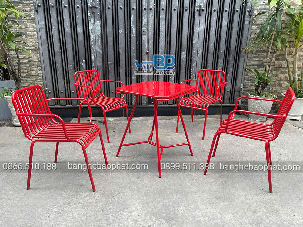 Bộ bàn ghế sắt 13-26 quán cafe BGSBP017 19 Bộ bàn ghế sắt 13-26 quán cafe BGSBP017 màu đỏ