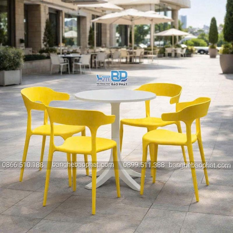 Bàn ghế nhựa 3001 màu vàng