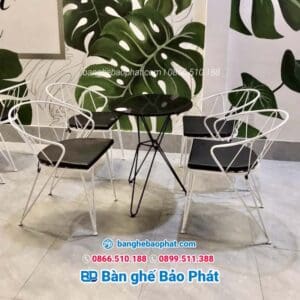 bàn ghế quán cafe bằng sắt