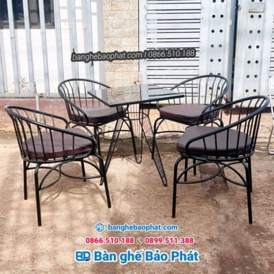 bàn ghế quán cafe bằng sắt BGSBP019