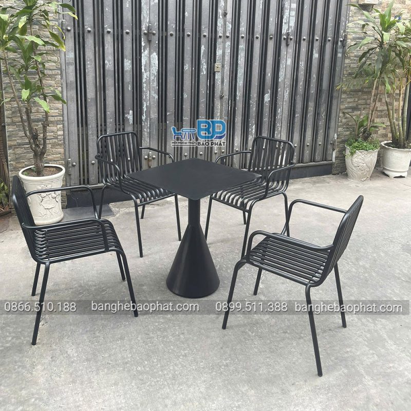 Bàn ghế sắt 1326 quán cafe bàn vuông chân nón
