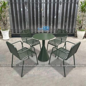 Bàn ghế sắt 1326 quán cafe màu xanh