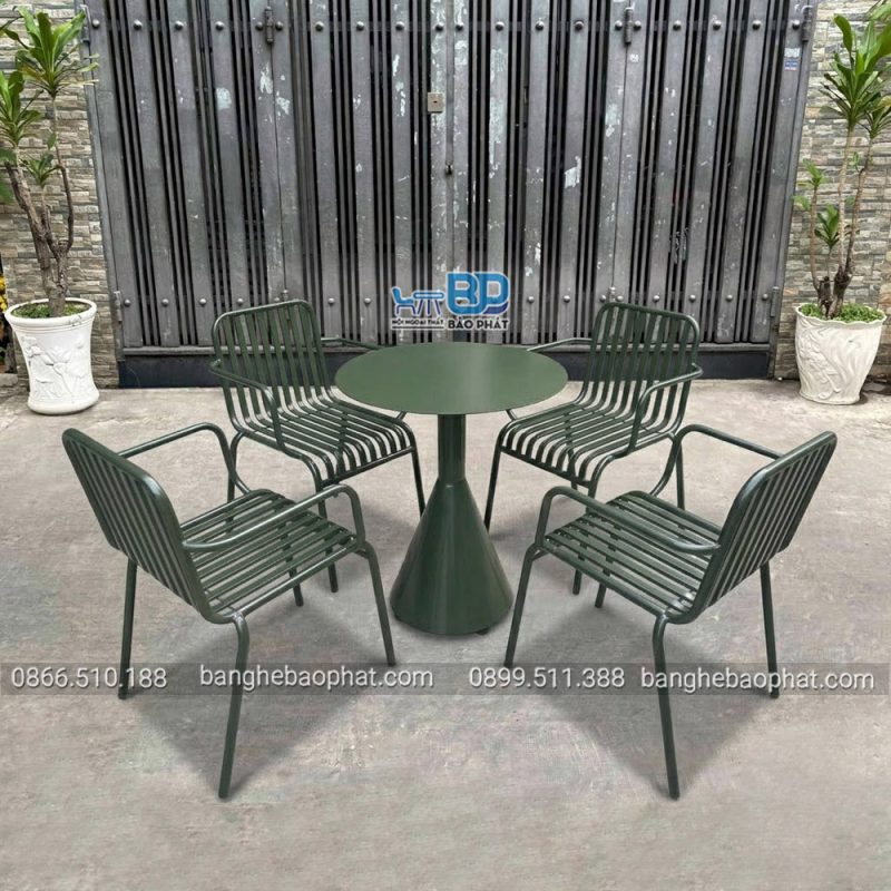 Bàn ghế sắt 1326 quán cafe màu xanh