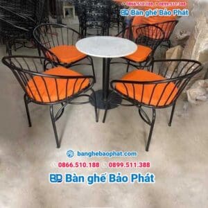 Bàn ghế sắt bgsbp019
