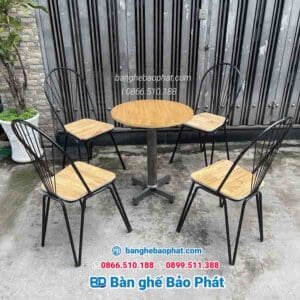 Bàn ghế sắt gỗ giá rẻ chân bàn trụ
