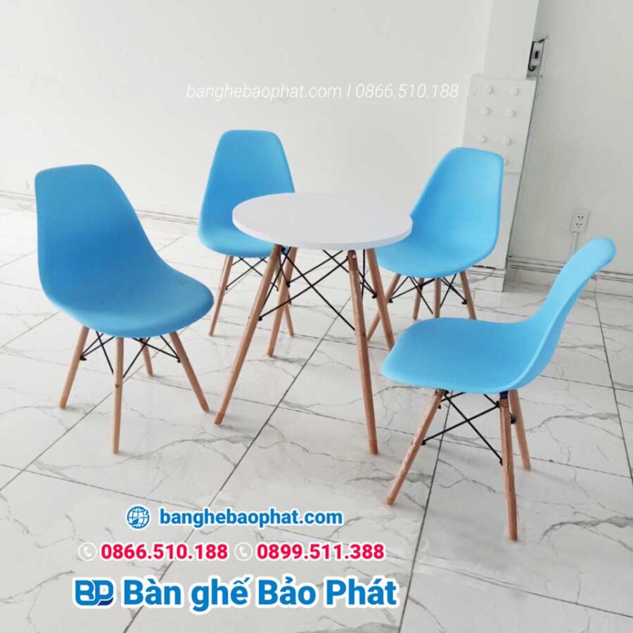 Bàn ghế trà sữa ghế nhựa chân gỗ
