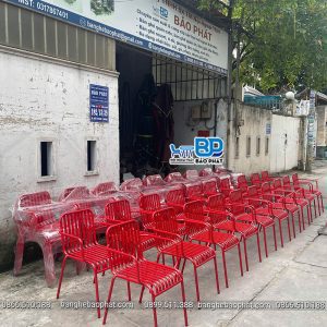 Bộ bàn ghế sắt 13-26 quán cafe BGSBP017 29 ghế sắt 13-26 quán cafe màu đỏ