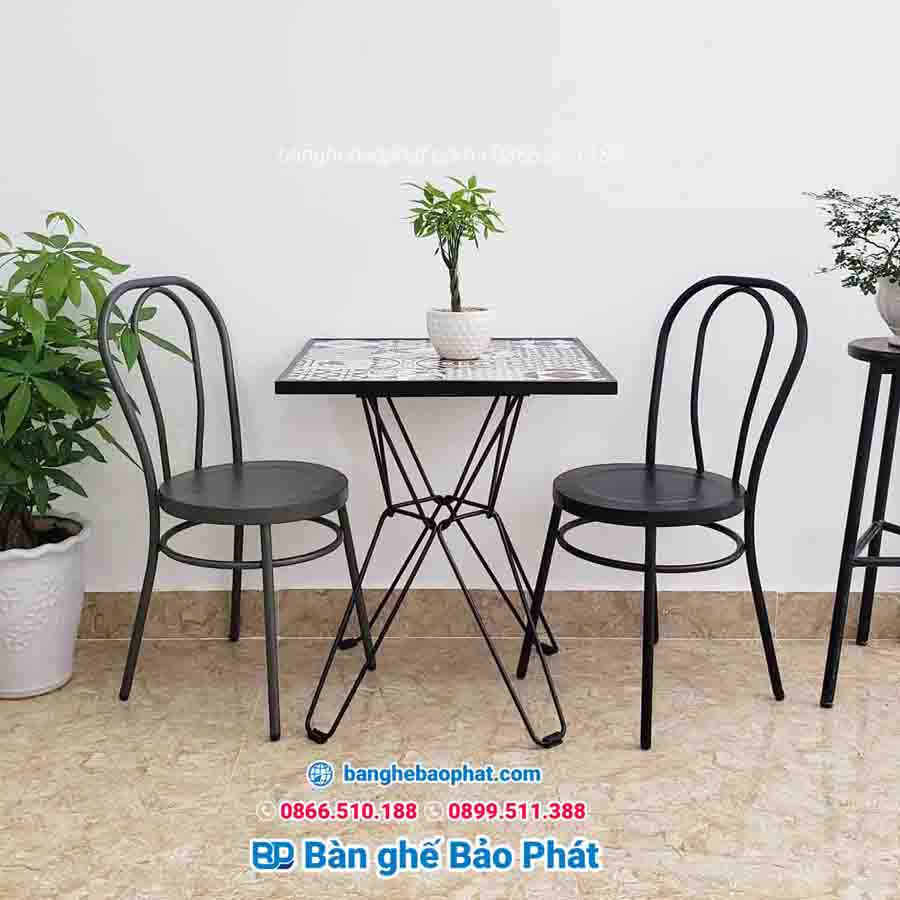 Ghế sắt sân vườn ngoài trời thonet 