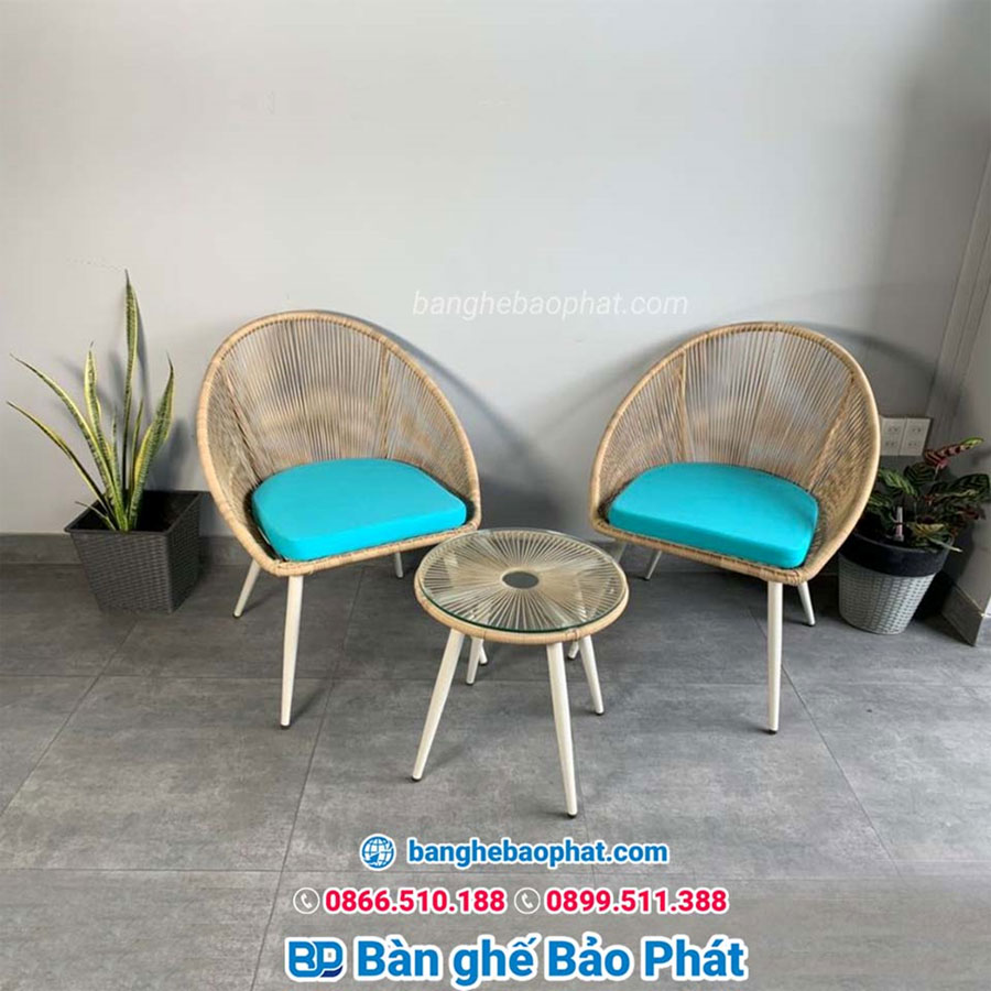 Ghế tựa vành rộng bằng sắt sơn tĩnh điện