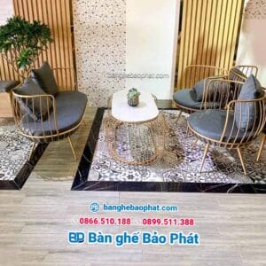 Sofa cafe khung sắt bộc nệm