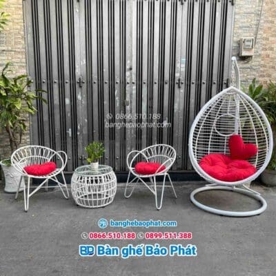 Xích đu sân thượng nhựa giả mây