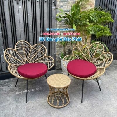 Bàn ghế ban công nhựa giả mây cánh hoa