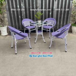 Bàn ghế cafe nhựa giả mây ghế đĩa lưng thấp màu trắng tím