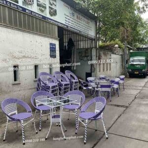 Bàn ghế cafe nhựa giả mây ghế đĩa lưng thấp màu trắng tím sản xuất tại công ty bàn ghế Bảo Phát.
