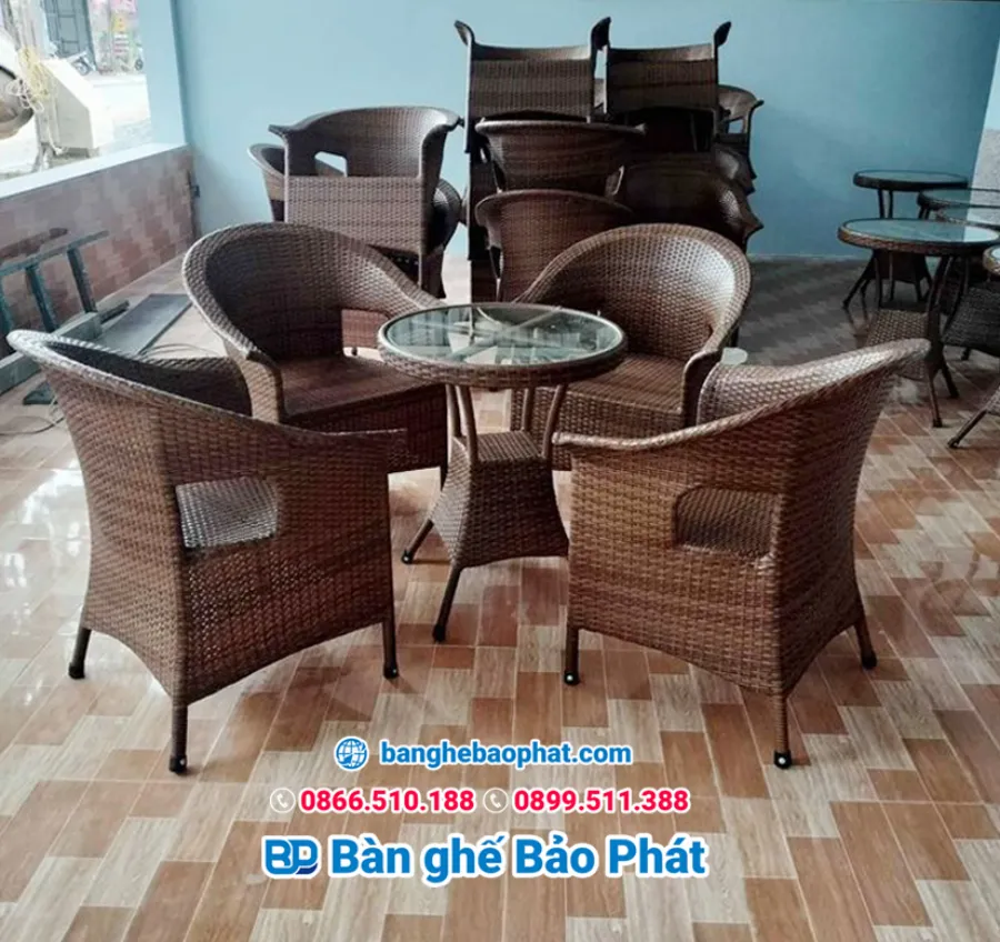 Bàn ghế mây nhựa có tuổi thọ cao