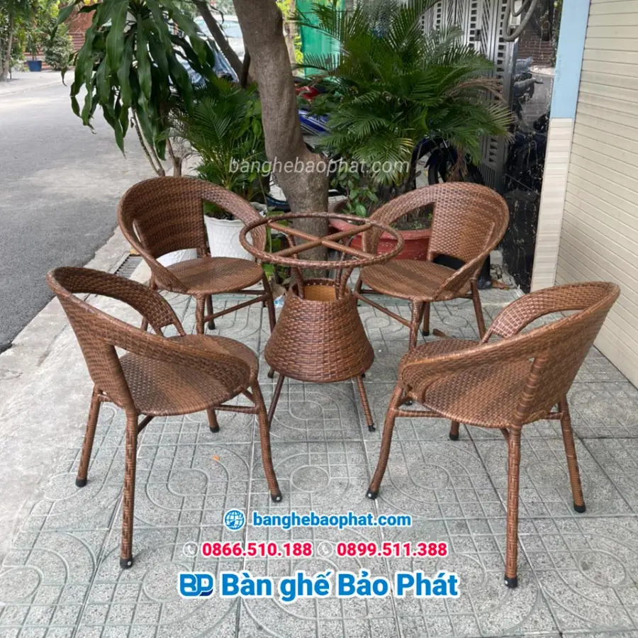 Bàn ghế nhựa giả mây tại Bến Tre BGNGMBP005