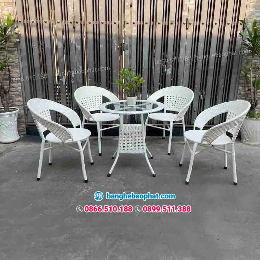 Bàn ghế nhựa giả mây tại Cà Mau đan mắt cáo ấn tượng