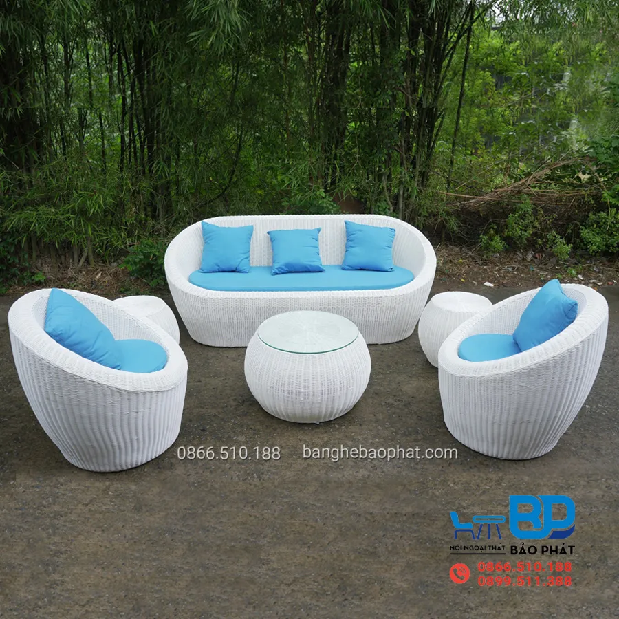 Mẫu sofa mây nhựa phòng khách tại Sóc Trăng được nhiều người dùng ưa chuộng