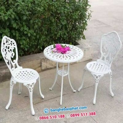 Bàn ghế nhôm đúc ngoài trời BGNDBP010