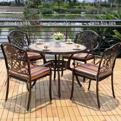 Bàn ghế nhôm đúc ngoài trời sân vườn BGNDBP008