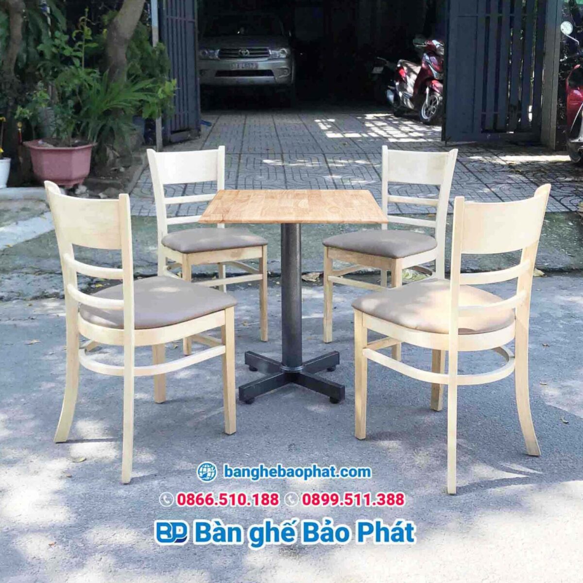 Bàn ghế cafe gỗ thanh lý 
