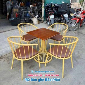 Bàn ghế sắt quán cà phê BGSBP032