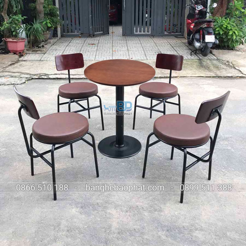 Bộ bàn ghế sắt quán cà phê BGSBP033 7 bàn ghế sắt quán cafe BGSBP033