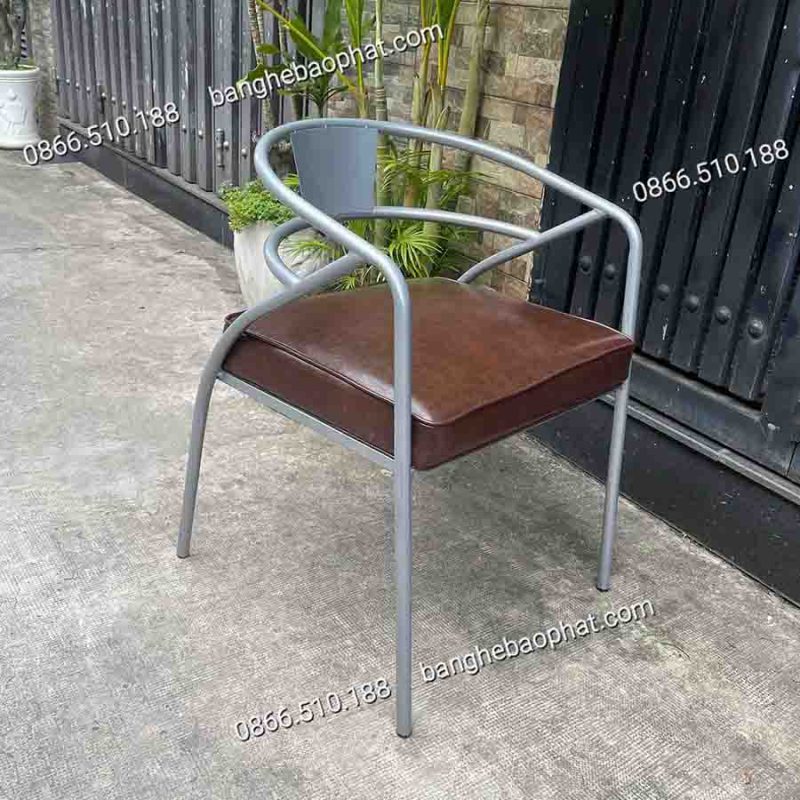 Ghế Sắt Decor GSBP045 14 Ghế sắt decor GSBP045 có độ bền cao