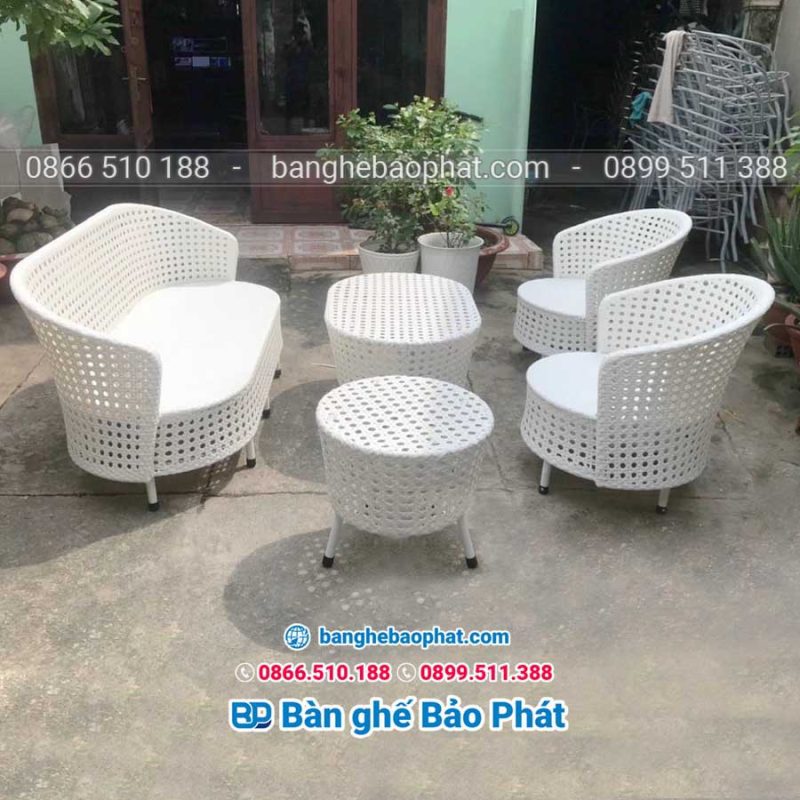Ưu điểm của bộ sofa nhựa giả mây SFNGMBP009