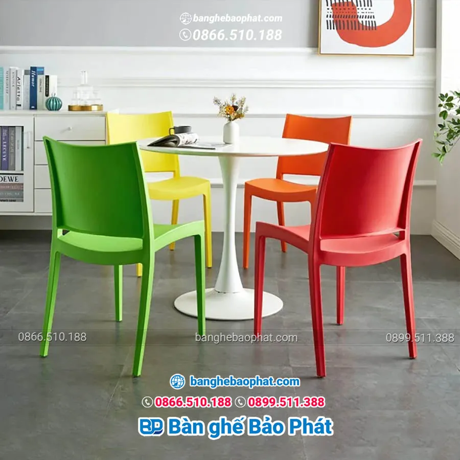 Bàn ghế cafe nhựa cũ 3007 thanh lý tại TPHCM