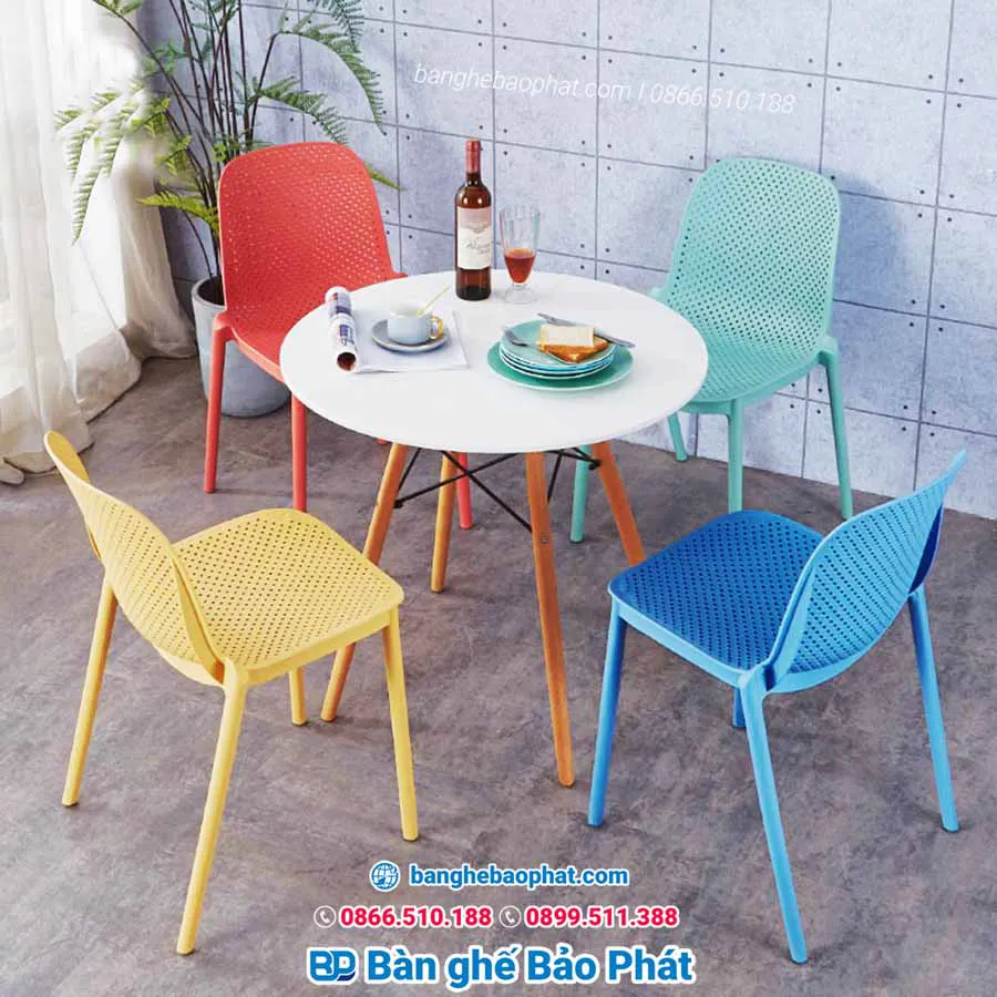 Bàn ghế cafe nhựa cũ 3016 thanh lý tại TPHCM