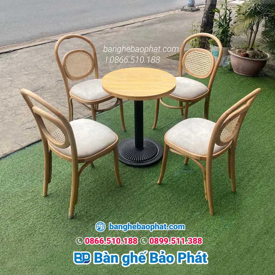 Bàn ghế thonet 215R thanh lý