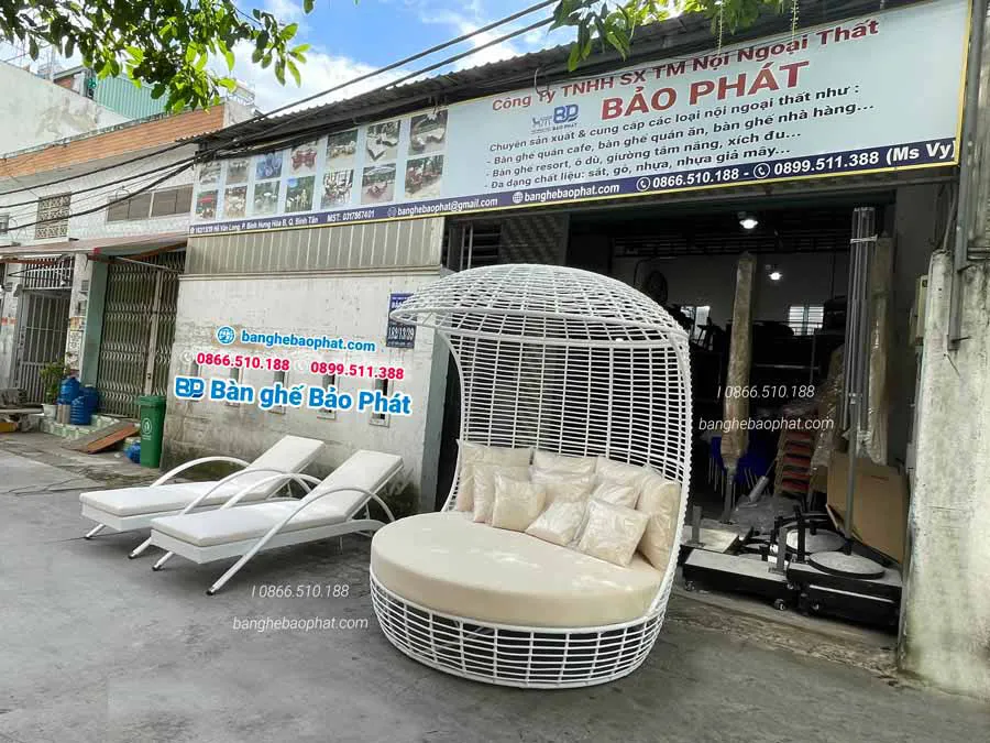 Ghế bãi biển nhựa giả mây có mái che GHBBP009