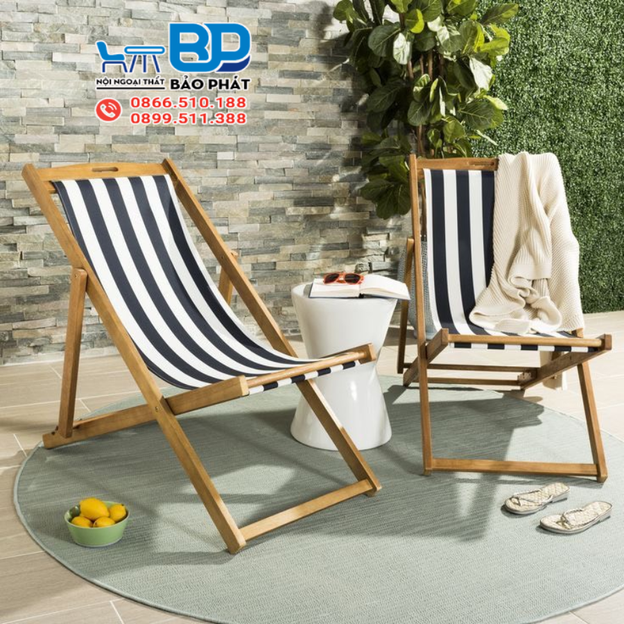 Mẫu ghế hồ bơi vải bố sọc đen trắng tinh tế, hiện đại