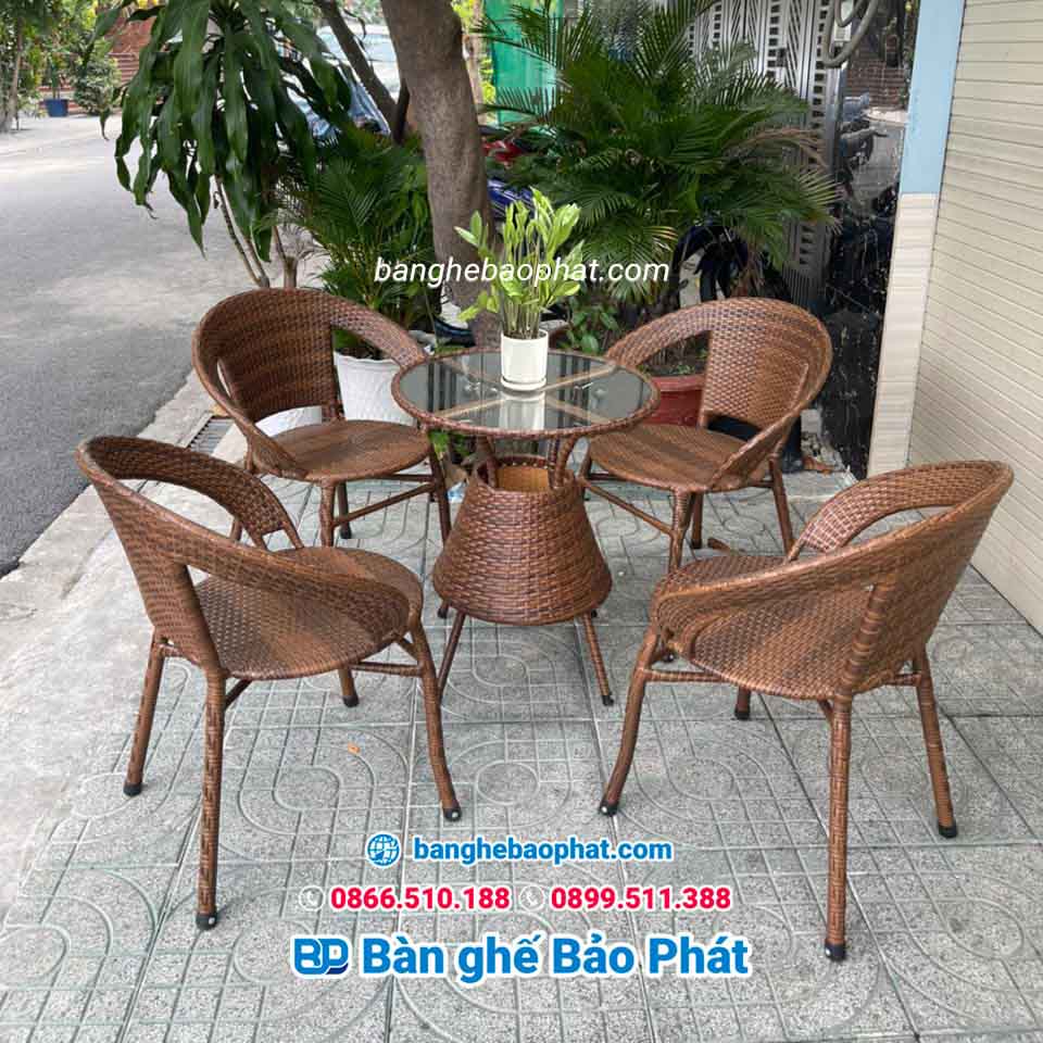 Bàn ghế ăn mây nhựa bạch tuột BGNGMBP005