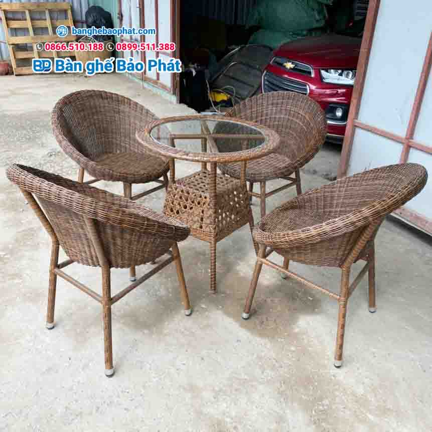 Bàn ghế ăn mây nhuwan Runam