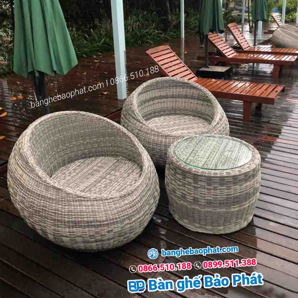 Ghế hồ bơi ngoài trời GHBBP007 được làm từ nhựa giả mây đẹp và bền bỉ