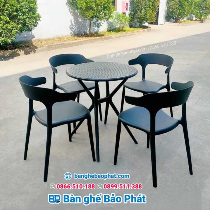 Bàn ghế nhựa quán cafe có nhiều ưu điểm vượt trội